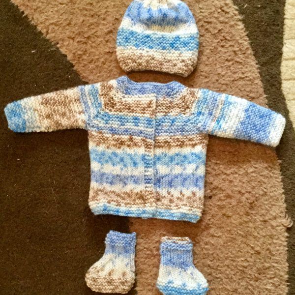 Hand knitted newborn baby set