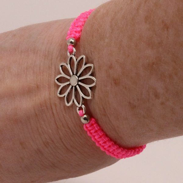 FREE SHIPPING!! Green macrame white daisy flower,daisy bead macrame bracelet macrame jewelry flower jewelry wish bracelet daisy